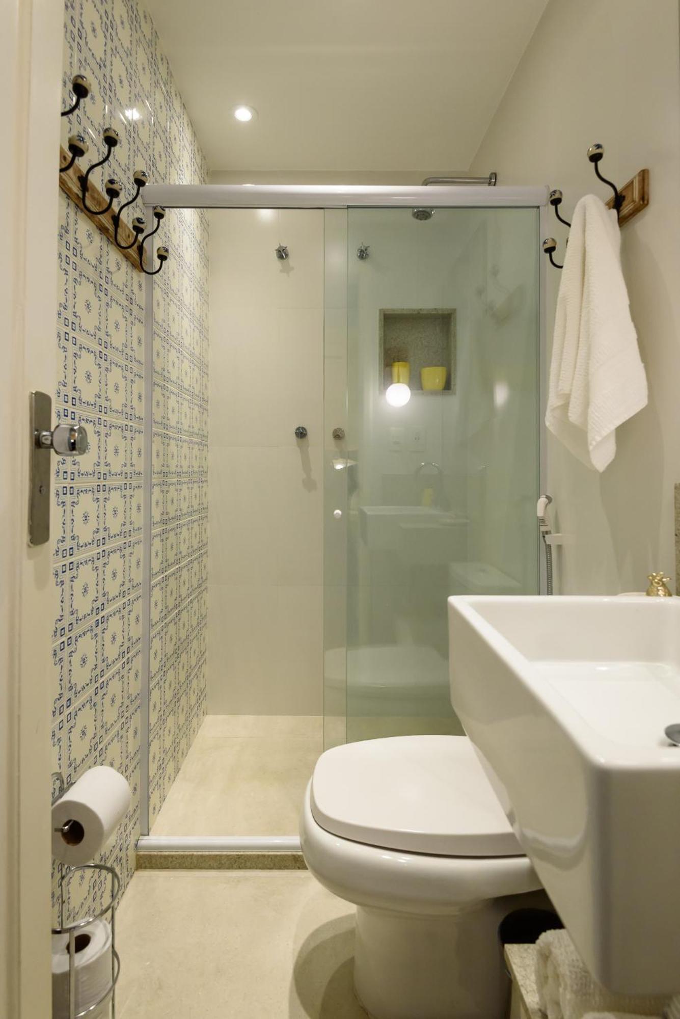 Apartment Leblon, Muito Aconchegante Na Jose Linhares - Besthostrio
